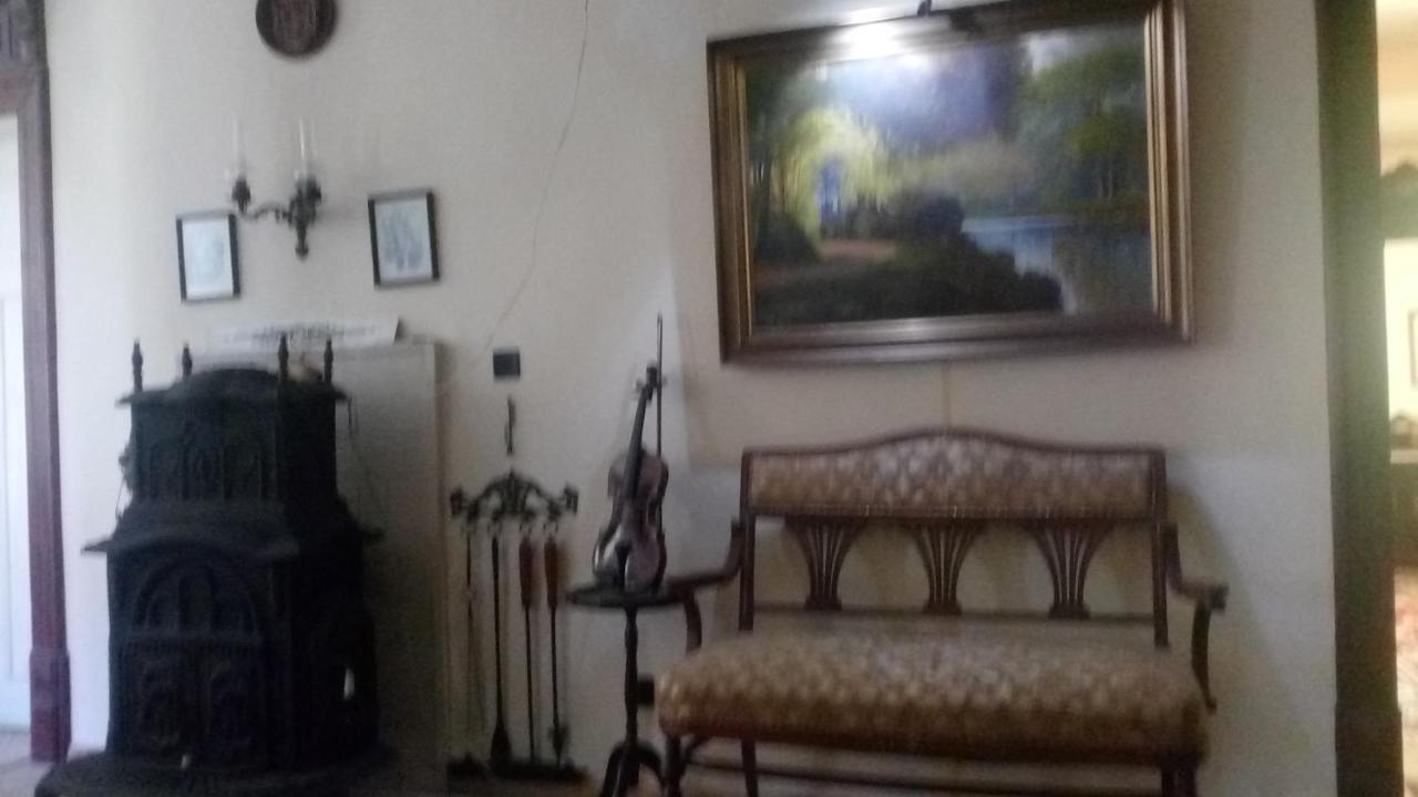 Retro - 19Th Century Guest House بالشيك المظهر الخارجي الصورة